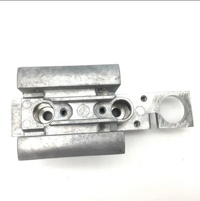 Fabbricazione su misura di pezzi di ottone per la fusione a pressione di alluminio